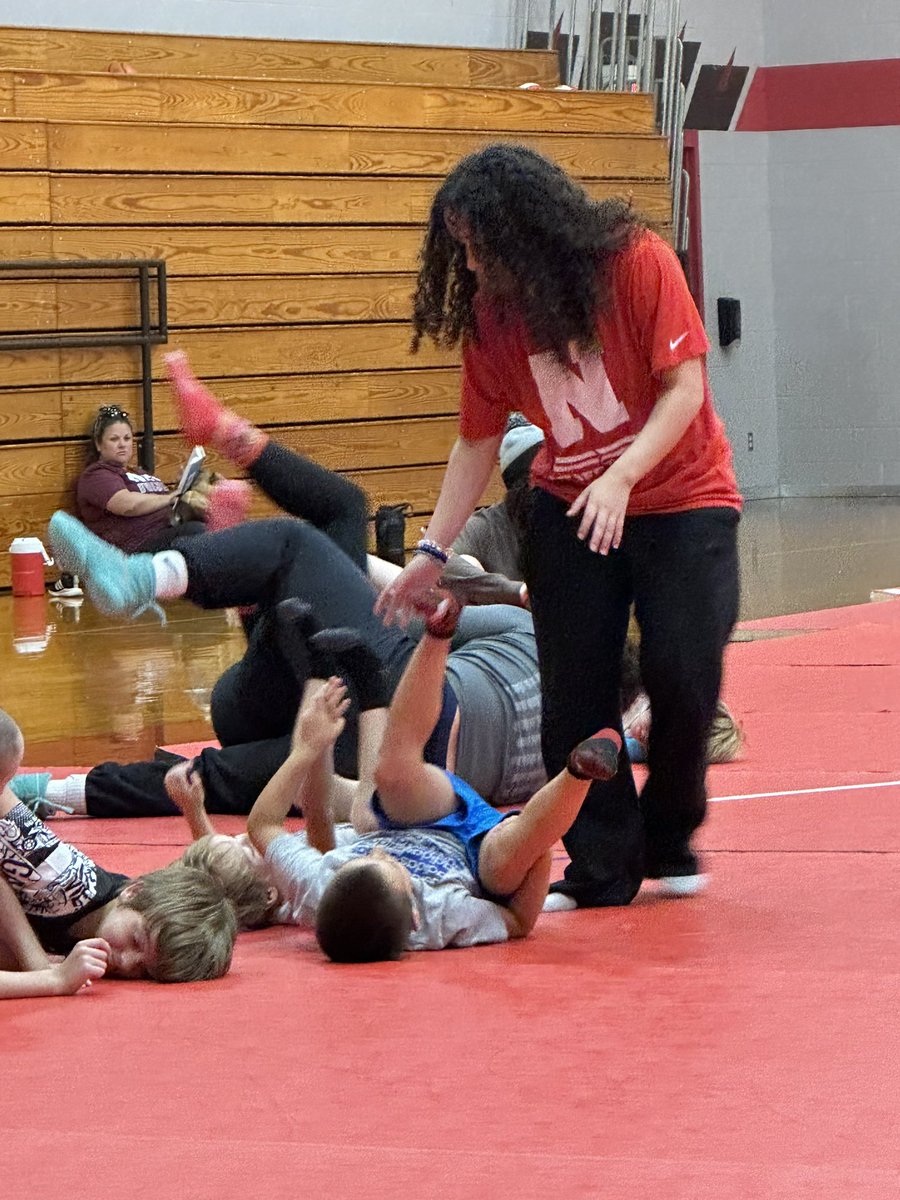 Liz Belser tweet media