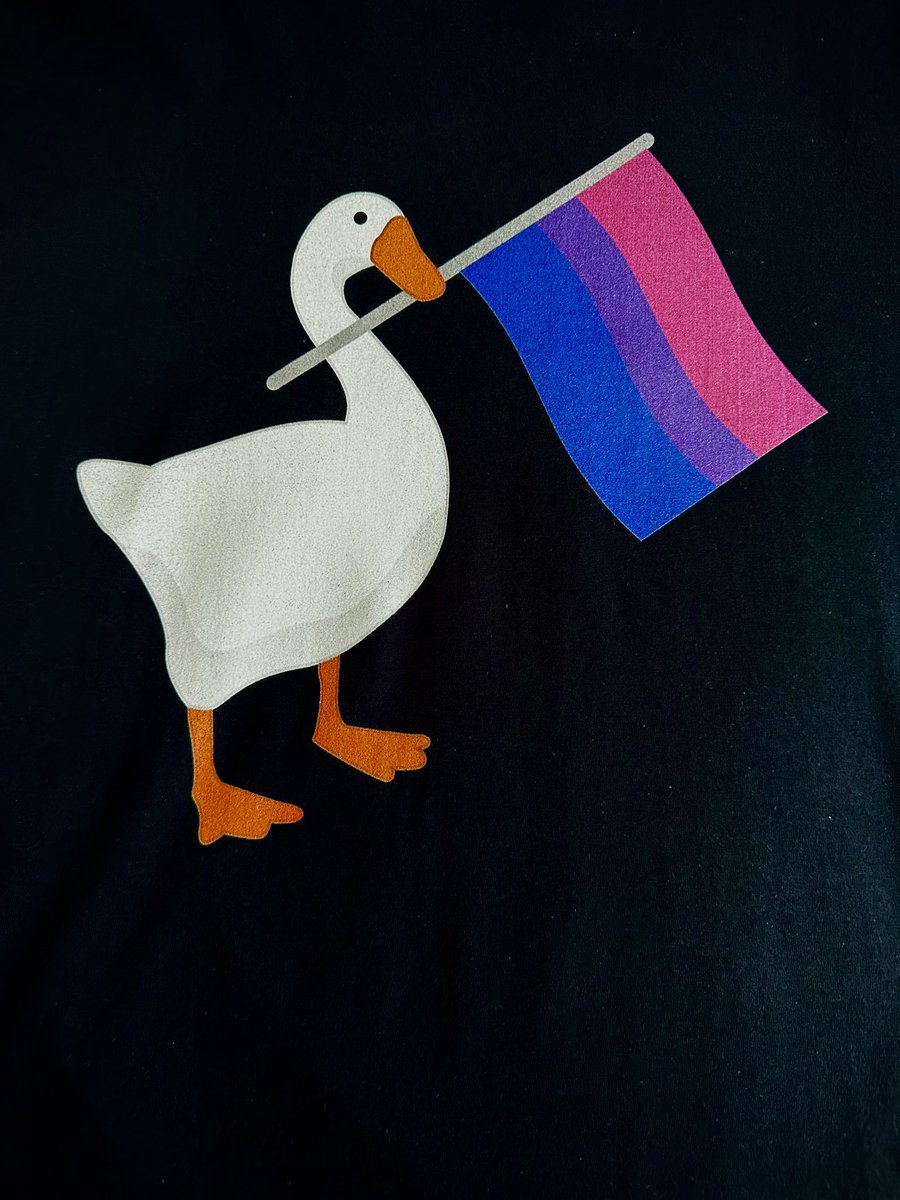 ABigSilly's tweet photo. For the sillies who were not in attendance last night. The reveal was that I acquired this silly/dope shirt to show pride!๐ชฟ#HappyPride2023
#bigsilly #bejelous https://t.co/UKMBguMEnH
