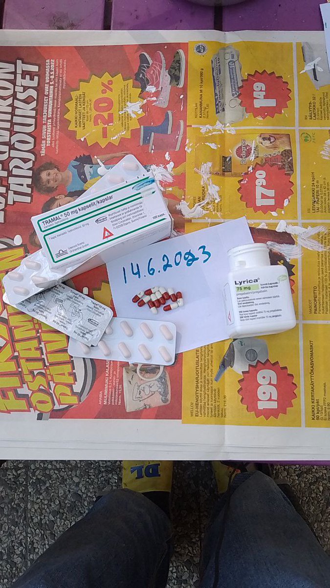 RealNotes6 tweet picture