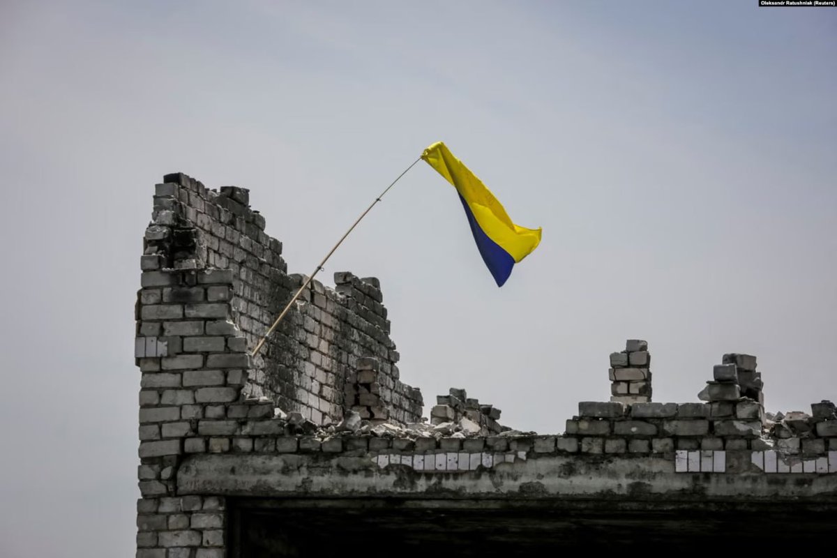 MLRS_2022's tweet photo. The first photos from the liberated 🇺🇦 UAF village of #Neskuchne, #Donetsk region. https://t.co/iRIlVNi0e9