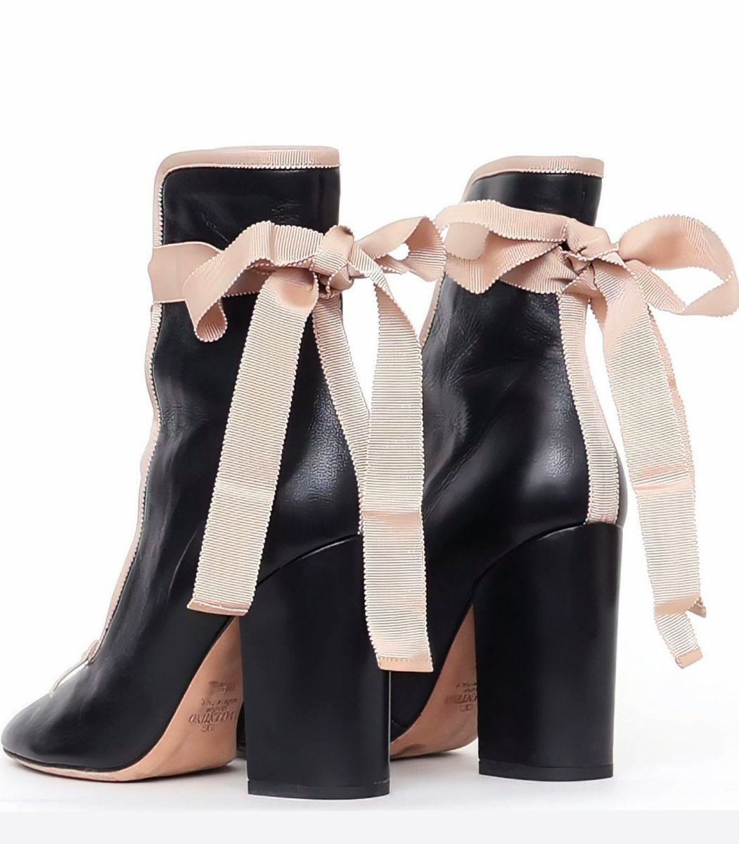 Ballerina boots, Valentino Fall 2016