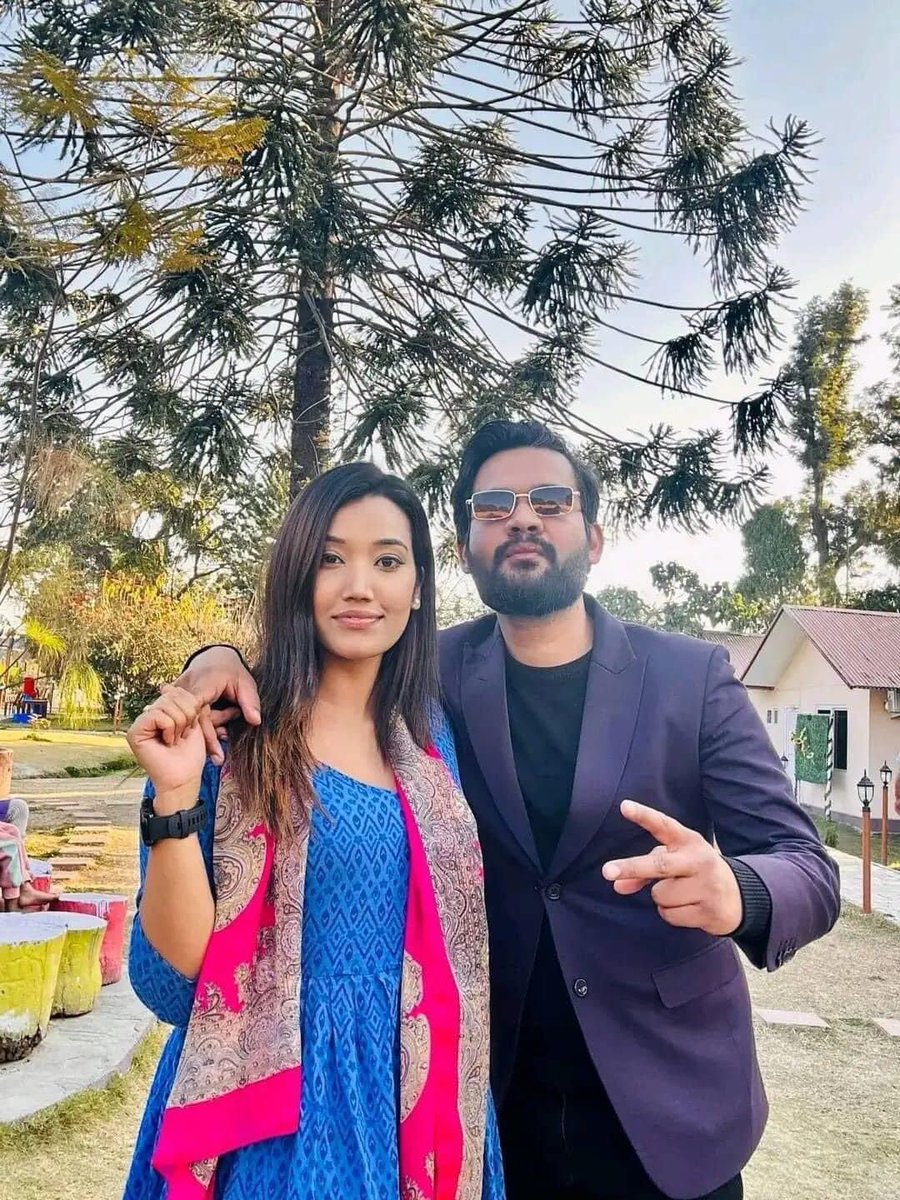 King984859985's tweet photo. मेयर बालेन साह बुबा बन्दै: विवाह गरेको ५ वर्षपछि मेयर Balen Shah र उनकी धर्मपत्नी Sabina Kafle  पहिलोचोटि बुवा/आमा बन्न लागेका छन् । निकट स्रोत अनुसार गर्भवती Sabina Kafle को  भिडिओ एक्सरेमा जुम्ल्याहा बच्चा देखिएका छन् । ♥️♥️ https://t.co/wzhv7uTOEq
