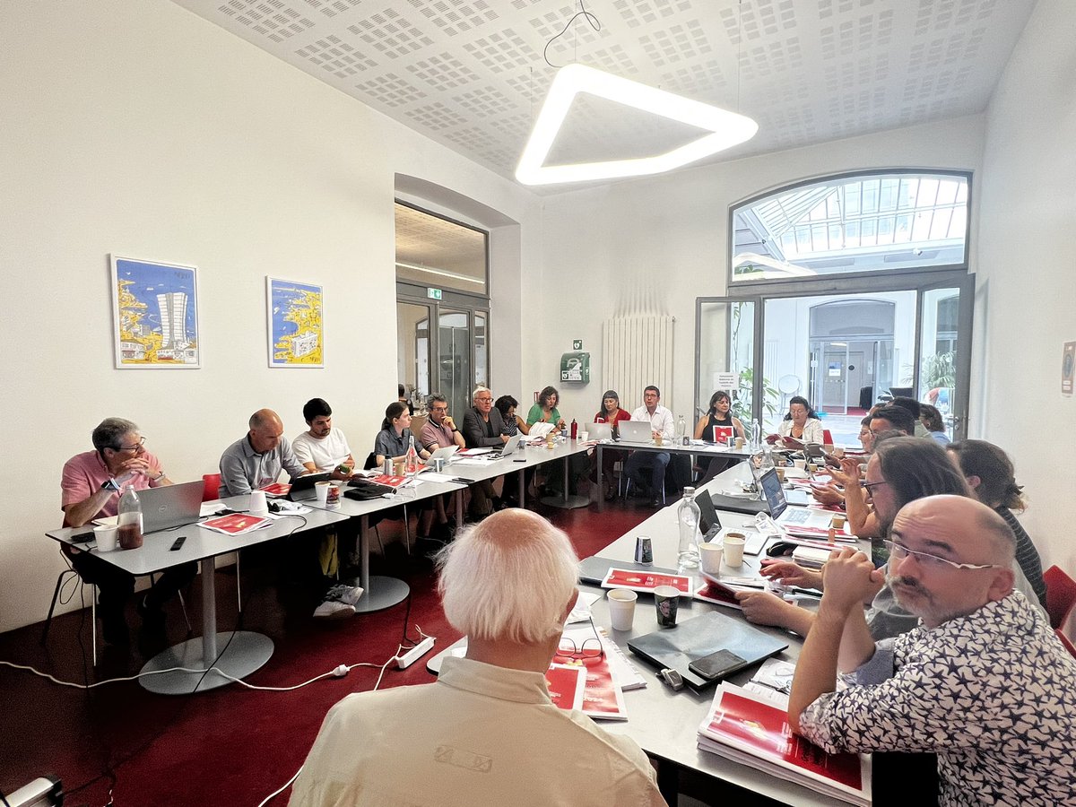 <a href="/croapaca/">Ordre des Architectes PACA</a> : réunion des présidents et trésoriers de l’Ordre des architectes. Une première journée de travail riche et dense. Nombreux sujets abordés : protection du titre, formation, orientations budgétaires… #teamarchi