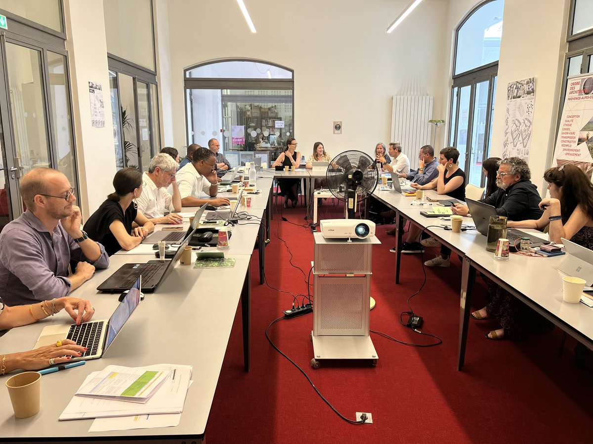 Architectes_org's tweet photo. @croapaca : réunion des présidents et trésoriers de l’Ordre des architectes. Une première journée de travail riche et dense. Nombreux sujets abordés : protection du titre, formation, orientations budgétaires… #teamarchi https://t.co/8J5uGTm8Lv