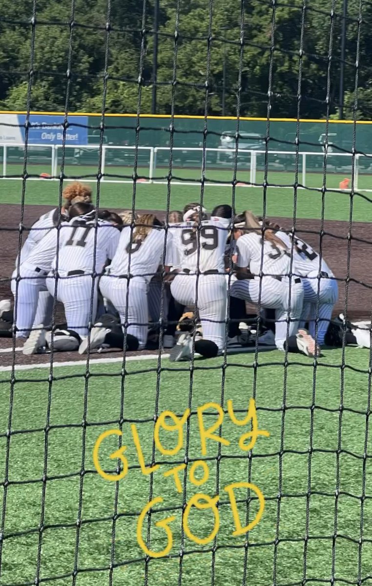 Lexi Rosillo tweet media