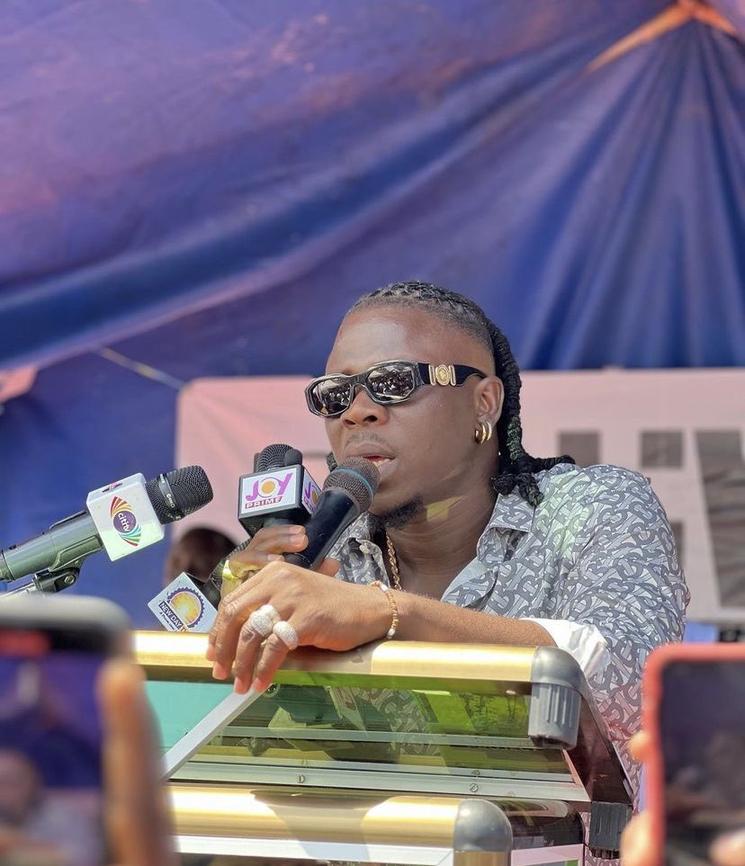 MrJibriel's tweet image. PHOTOS: Founder of The Livingstone Foundation @stonebwoy commission 4 boreholes in the Borkor Awuku Kope Shama District , Takoradi 👏🏼❤️

Cc: @tlf_ghana @drlouisa_s