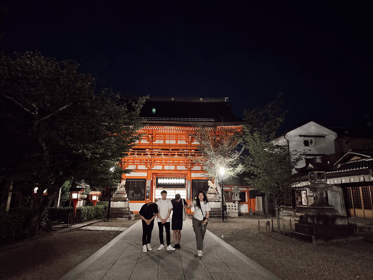 ristinge_'s tweet photo. mentally still in japan and i refuse to leave

thank u for the best vibes trip ever, i love u guys with my entire being @ostkaka @TypoVampire @Akumaker 🥺❤️ https://t.co/tzNk767f8f