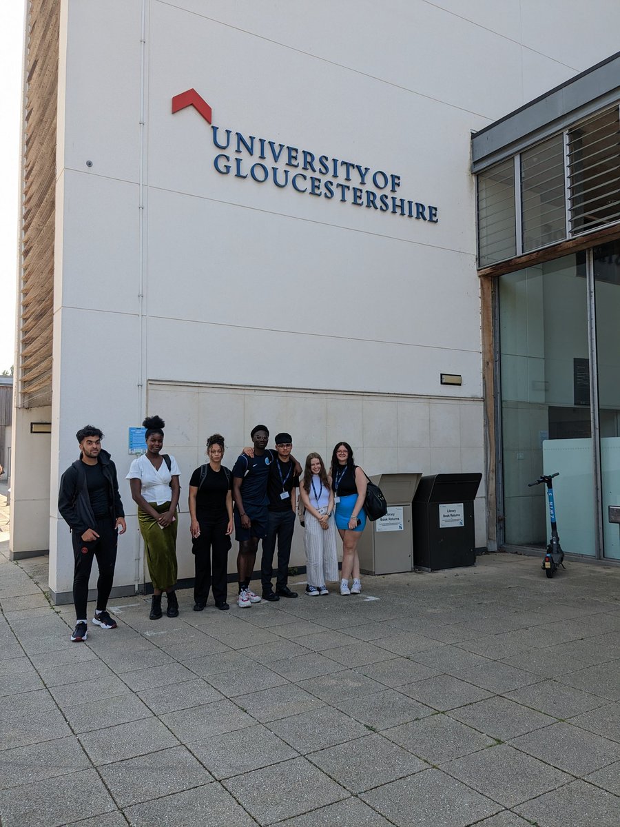 Thank you Gloucester University for welcoming our year 12 students  @Amethyst6th @AldersleyHighSc it was a great day. The students really enjoyed their chosen workshops too @AldersleyCEIAG #teamglos