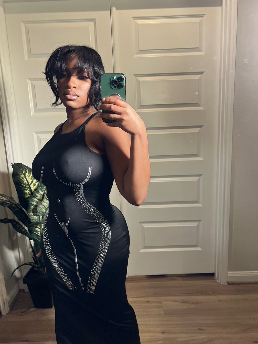 Snootybby's tweet photo. New Inventory Available ❤️‍🔥
Located inside of @SnootyHair | @shopambitchous 

Follow us on https://t.co/Ub3ti9jWZb 

📌 3013 Fountain View Dr. Suite E. Houston, TX 77057 https://t.co/9NH6cBRYyX