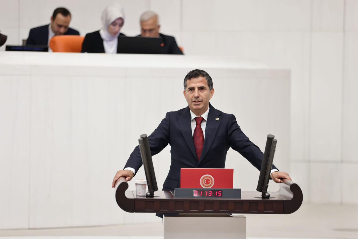 “Türkiye Yüzyılı” vizyonunu birlikte inşa edeceğimiz bu yeni dönemde; Cumhurbaşkanımız Sayın Recep Tayyip Erdoğan Beyefendi’nin Tensipleri ile TBMM Sağlık, Aile, Çalışma ve Sosyal İşler Komisyonu Başkan Vekilliği görevi tarafımıza tevdi edildi. Allah yar ve yardımcımız olsun.