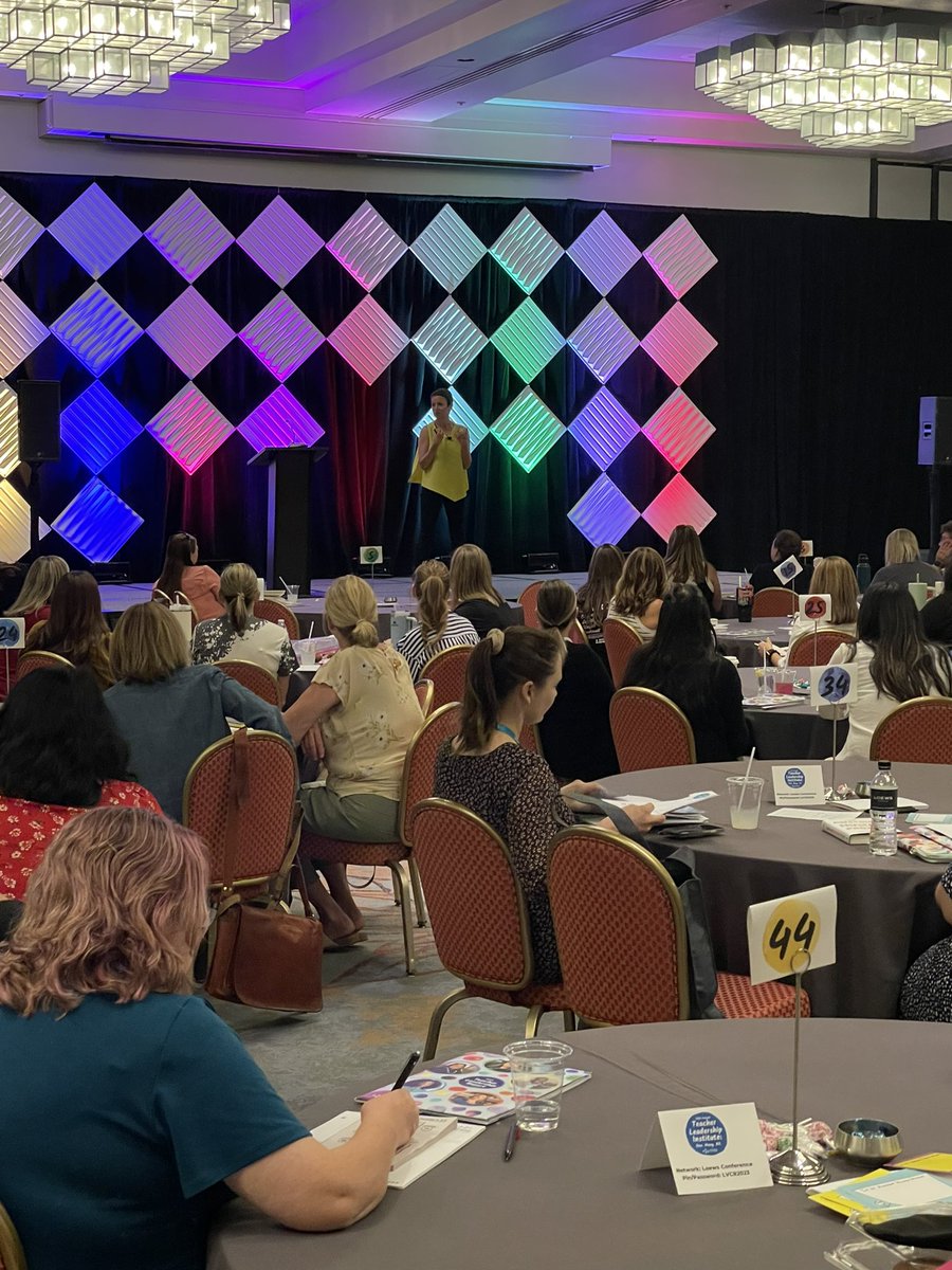 azk12's tweet photo. Nataly Kogan’s favorite definition of resilience: “Your ability to positively adapt amidst adversity.” #AZTLI2023 @natalykogan #AZTeacherleader https://t.co/0OmtwLO1ut