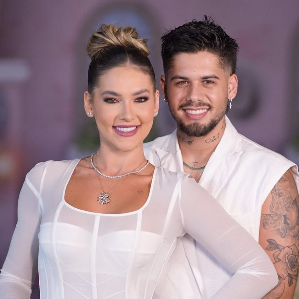 choquei's tweet photo. 🚨BRASIL: Virgínia e Zé Felipe são temas de questão de prova em escola pública e viraliza nas redes sociais: “Virgínia conseguiu público suficiente para realizar um show do Zé Felipe…” https://t.co/SoIHO4Cdzv