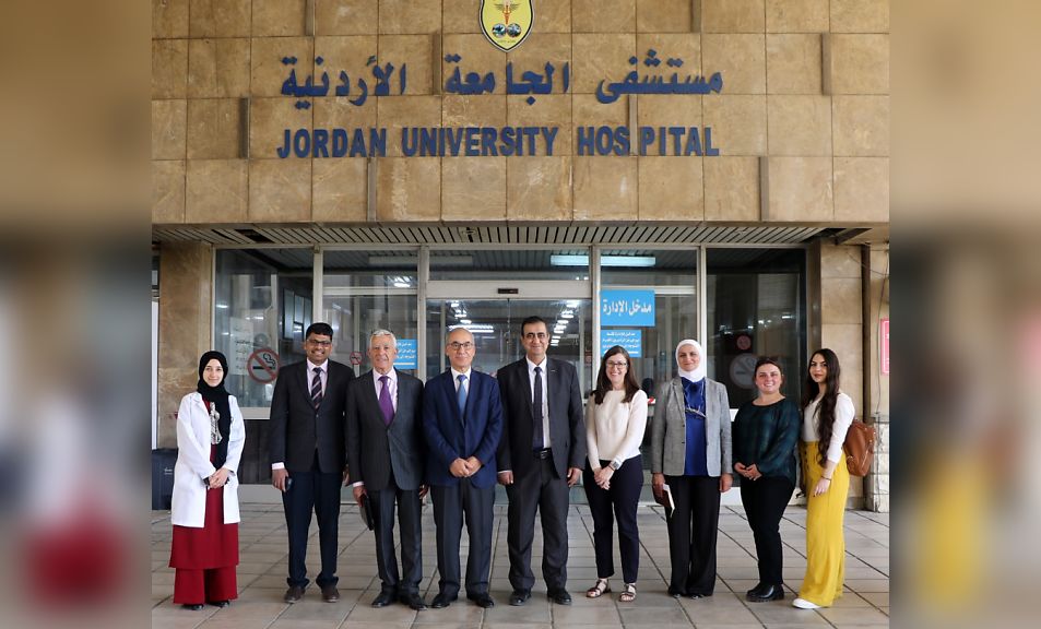 YaleADM's tweet photo. @Yale_UJ aims to facilitate exchange between Yale &amp; the U of Jordan regarding prevention, identification, &amp; treatment of substance use &amp; SUDs, with particular attention to cultural competency. Read about the Yale team's latest visit to Jordan: https://t.co/aYYW4jr4mM https://t.co/Ihx5etYzx5