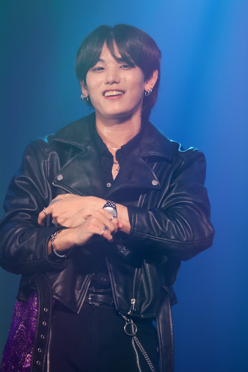 211202com's tweet photo. もやもや…ㅠㅡㅠ https://t.co/KmfbiuTG8g