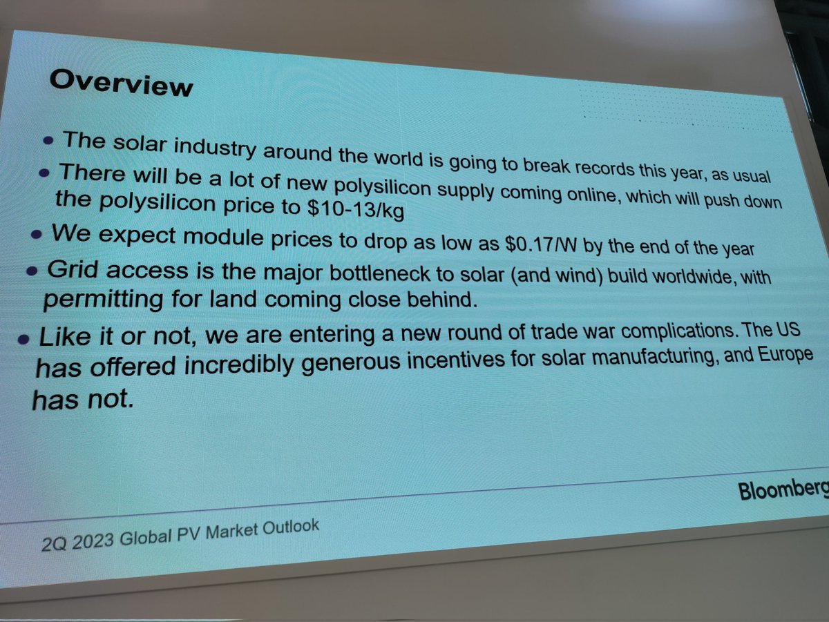 yash_agarwala's tweet image. Attended a short and crisp presentation by @solar_chase today at the @SeraphimSolar booth at @Intersolar. She mentioned that they expect price for #Polysilicon to drop to $10/kg by the end of the year.

1 hr later #pvinfolink publishes their AVG spot price as $10.91.