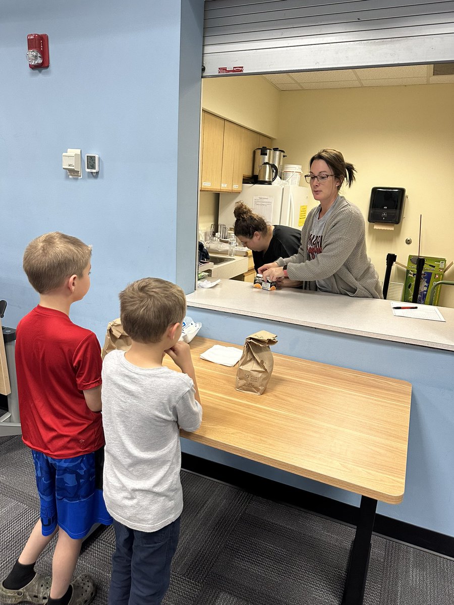 Join us for Lunch at the Library Monday-Friday from 12-1 PM! Kids and a guardian can join us for a #freesummermeal all summer! #summermealsmd