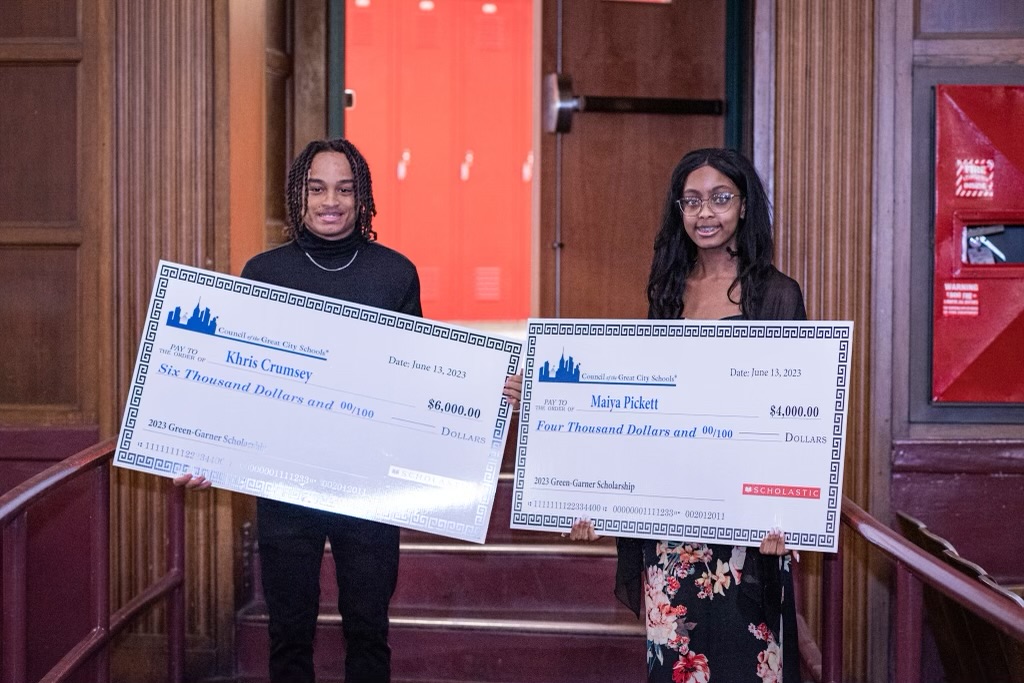 Congratulations to two @Detroitk12 students for receiving the 2023 Green-Garner Scholarship from @Dr_Vitti yesterday. View a congratulatory video from the Council's Executive Director Ray Hart. f.io/6x1cokd4