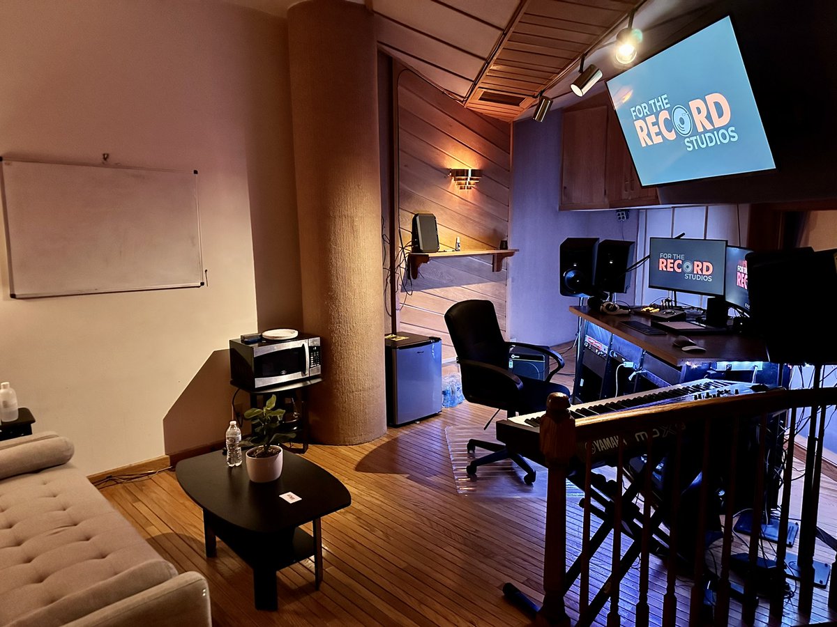 ForTheRecordPgh's tweet photo. We are very proud to announce our brand NEW location in the downtown area.  High quality audio recording, exclusive production, vocal lessons, performance coaching, songwriting, mixing and mastering, For The Record…we do it all.   Call/Text 412-475-9399 to schedule a session now https://t.co/6yyl2tVQfq