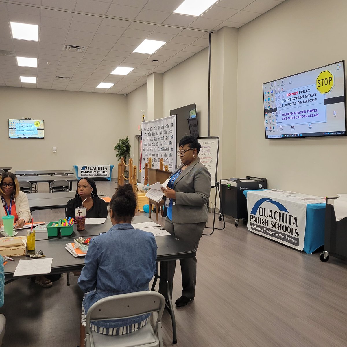 TheresaHamiton's tweet image. .@NIETteach spent time with Ouachita Parish district leaders reflecting on their actions &amp;amp; the impact of those actions on leader/teacher practices &amp;amp; student outcomes.
#TheNIETway @intrepid898