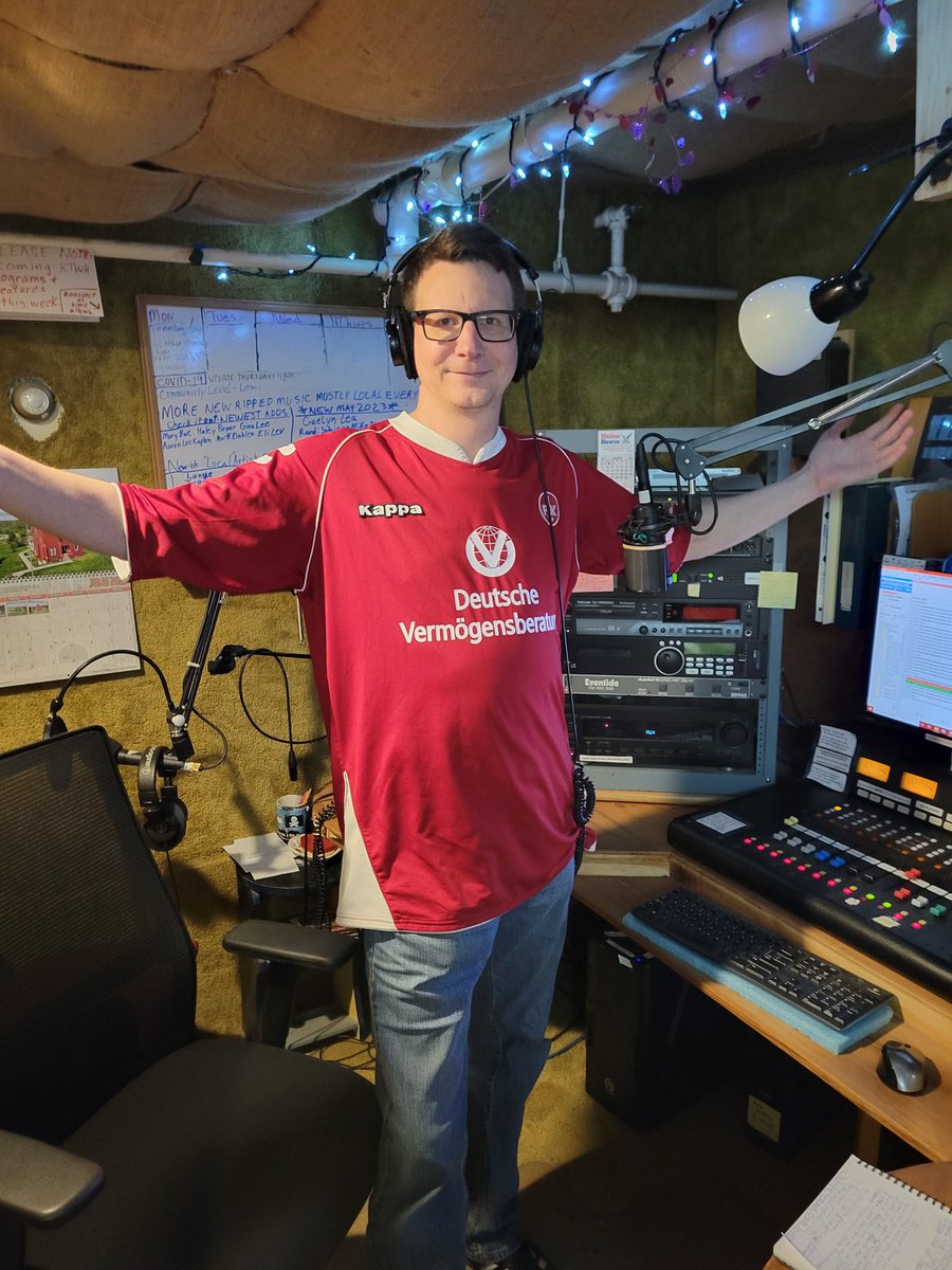 Celebrating #JerseyDay today at the station and showing my @Rote_Teufel colors. #TwoHarborsCommunityRadio #Betze