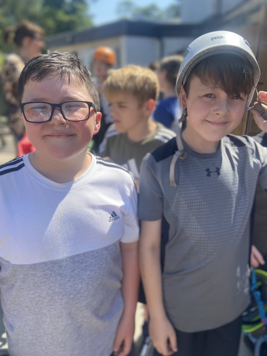 ChristChurchCoE's tweet photo. Year 6 have made it safely to @RealRobinwood and are already having a brilliant time! 🧗🏽♀️🎯 #activitycentre #funtimes #residential #sunshine https://t.co/9Ieag6lWqo
