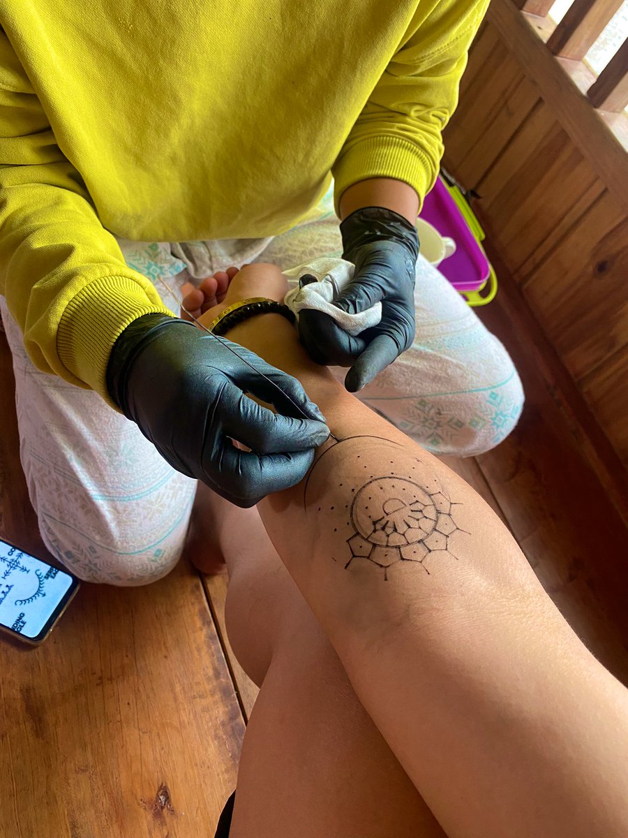 kenjeesan's tweet photo. “The wound is the place where the Light enters you.” - Rumi
Took the courage of getting my very first tattoo done in the ways of the Butbut tribe of Buscalan, Tinglayan, Kalinga.
#Batok #worthit https://t.co/2AlB3mWF2R