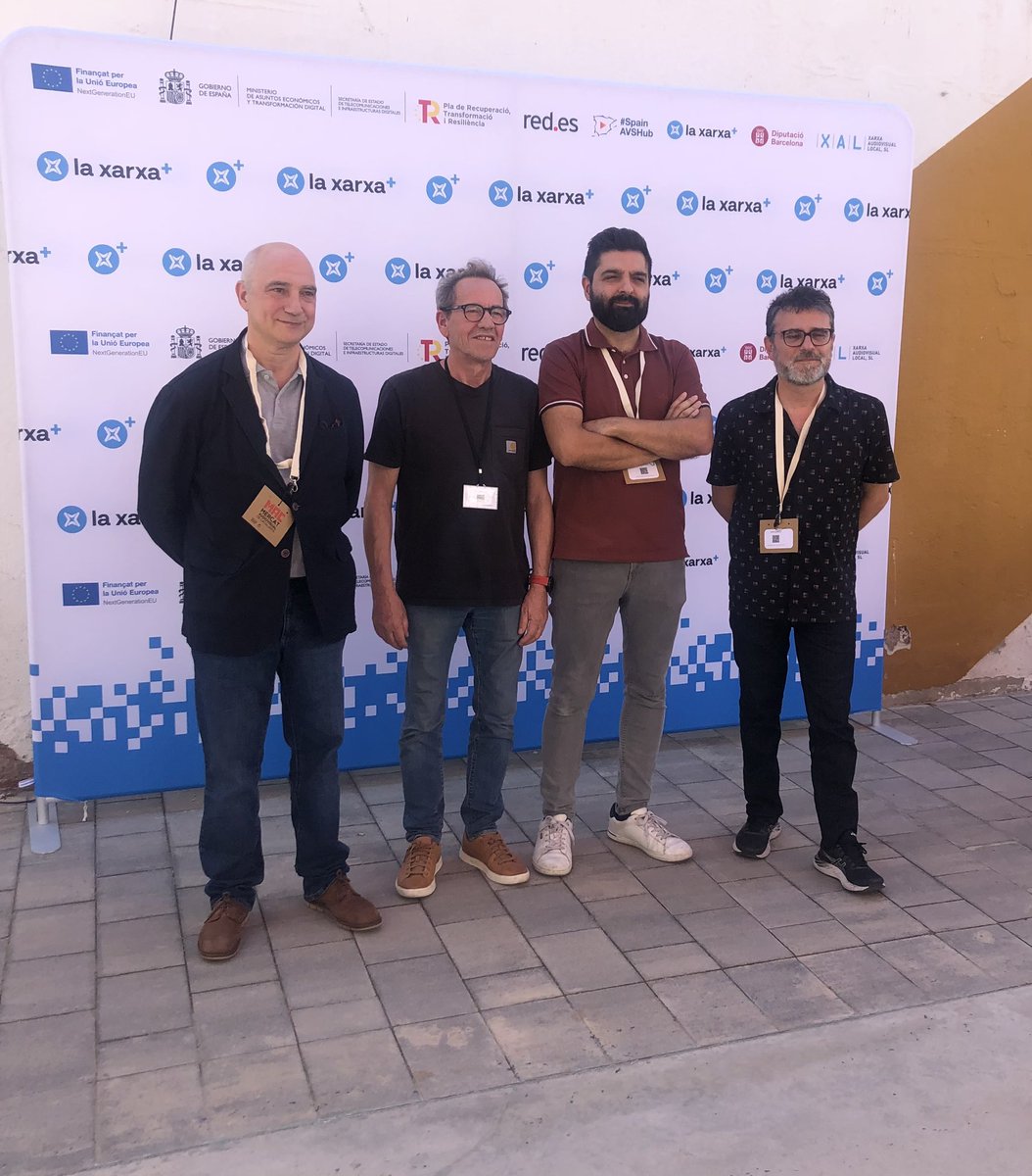 Fundación Épica La Fura dels Baus (@epicalafura) on Twitter photo Avui hem rebut el premi <a href="/premiscomlocal/">premiscomunicaciolocal</a> al millor contingut audiovisual pel documental “Èpica: el llegat de La Fura dels Baus” 🧠 coproduït amb <a href="/bdncom/">Badalona Comunicació</a> ! Per moltes més col•laboracions! 🙌🏼🙌🏼 <a href="/audiovisualMAC/">Mercat Audiovisual de Catalunya</a> #MAC2023 Avui hem rebut el premi <a href="/premiscomlocal/">premiscomunicaciolocal</a> al millor contingut audiovisual pel documental “Èpica: el llegat de La Fura dels Baus” 🧠 coproduït amb <a href="/bdncom/">Badalona Comunicació</a> ! Per moltes més col•laboracions! 🙌🏼🙌🏼 <a href="/audiovisualMAC/">Mercat Audiovisual de Catalunya</a> #MAC2023