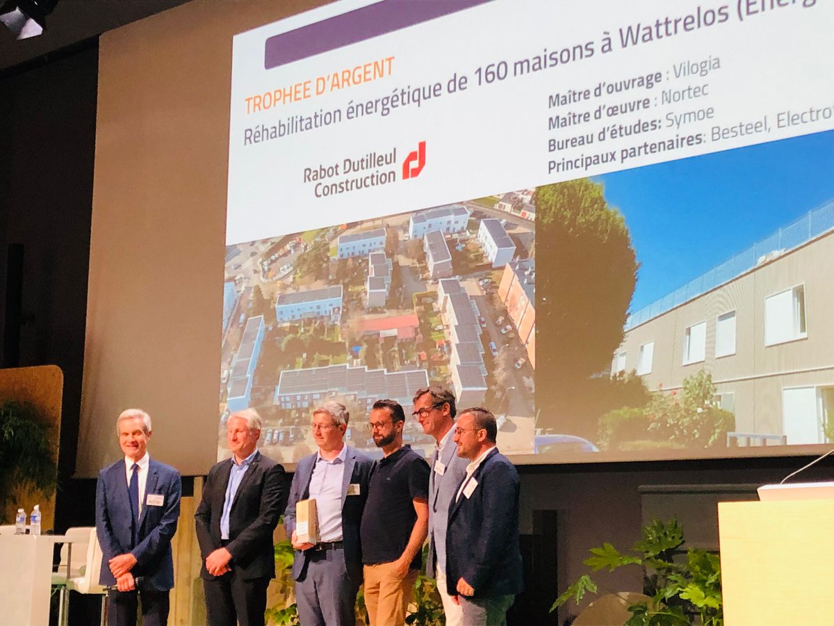 EGF.BTP (@egfbtp) on Twitter photo 🥈TROPHÉE DE DIAMANT
<a href="/rabotdutilleul/">Rabot Dutilleul</a> pour la réhabilitation en site occupé de 160 maisons en utilisant la démarche émergente <a href="/EnergiesprongFR/">Energiesprong France</a>.
#Renconstruction2023 #Innomondurable #concours 🥈TROPHÉE DE DIAMANT
<a href="/rabotdutilleul/">Rabot Dutilleul</a> pour la réhabilitation en site occupé de 160 maisons en utilisant la démarche émergente <a href="/EnergiesprongFR/">Energiesprong France</a>.
#Renconstruction2023 #Innomondurable #concours