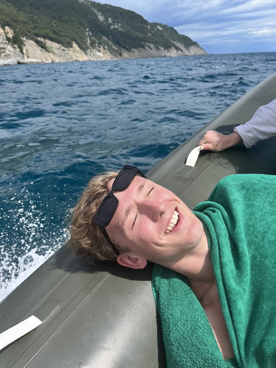 everyone else ended up with really cute pics of themselves from our boat adventure day &amp; i came back with only these