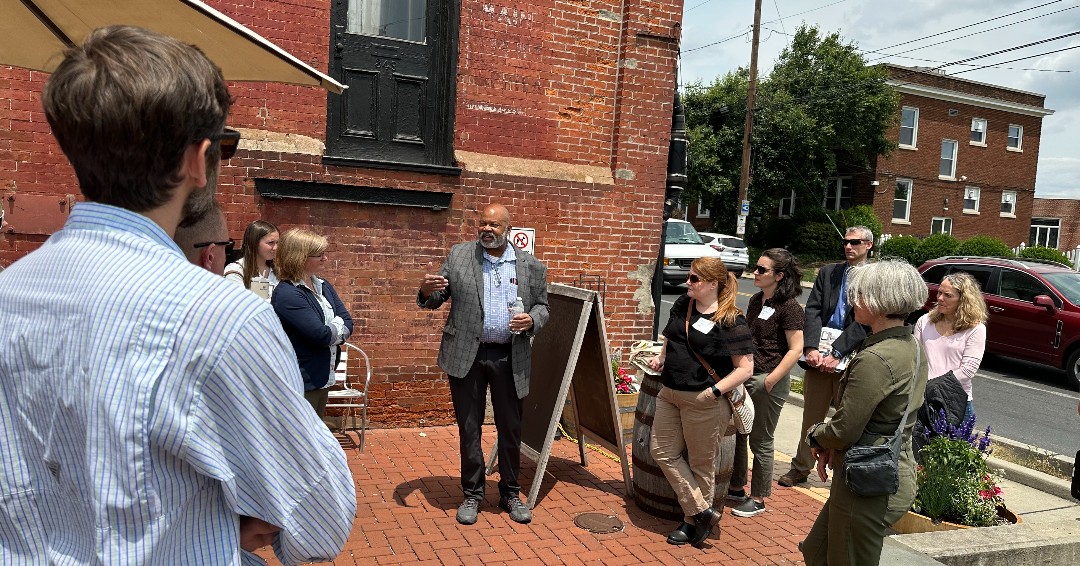 ConservationPA's tweet photo. To celebrate the #ChesapeakeBay Program's 40th anniversary, our Central PA Field Coordinator, Aly, joined @AllianceForBay for tours of Beiler Run Farm, @BSOC_515, and Lancaster Brewing Company to see their great #conservation projects! 💚 https://t.co/GyMoz7pNC5