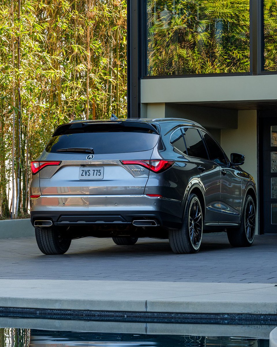 Alluring design, inside and out. #AcuraMDX