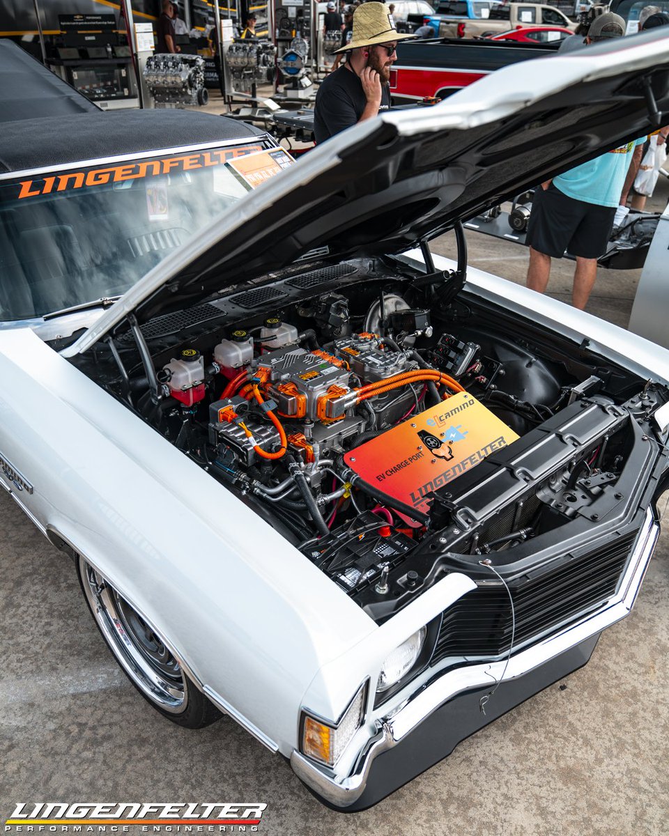LingenfelterLPE's tweet photo. The #Lingenfelter eLcamino is on #HotRodPowerTour with @ChevroletPerf challenging what makes a hot rod, a hot rod ⚡
Equipped with @ForgelineWheels and #TheSmartChoiceInTires, @ContinentalTire!
#LPE #Chevrolet #ChevroletPerformance #eLcamino #eCrate #eCrateMotor #eSVM #EV https://t.co/8Erqdxk05T