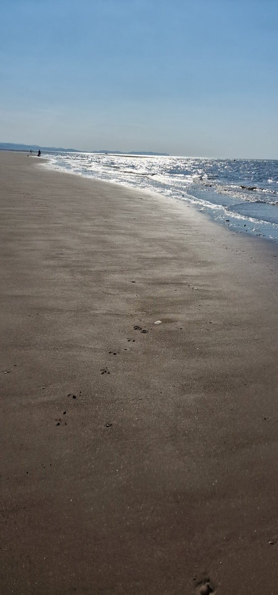 Afterwork beach run....#beach #running #healthyheart #healthymind