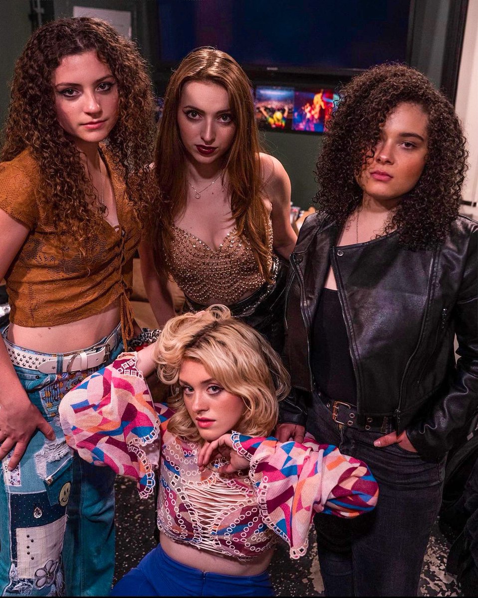 “Left Behind” is No. 45 on Billboard! ✨ We are so grateful to each radio station that has added our single to rotation. If you want to hear more of “Left Behind”, be sure to request it at your local rock radio! 🫶
📸 Brad Price