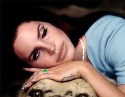 universe053's tweet image. when people make fun of lana...... #stop #stopbullying #nobodyshaming #lanadelrey