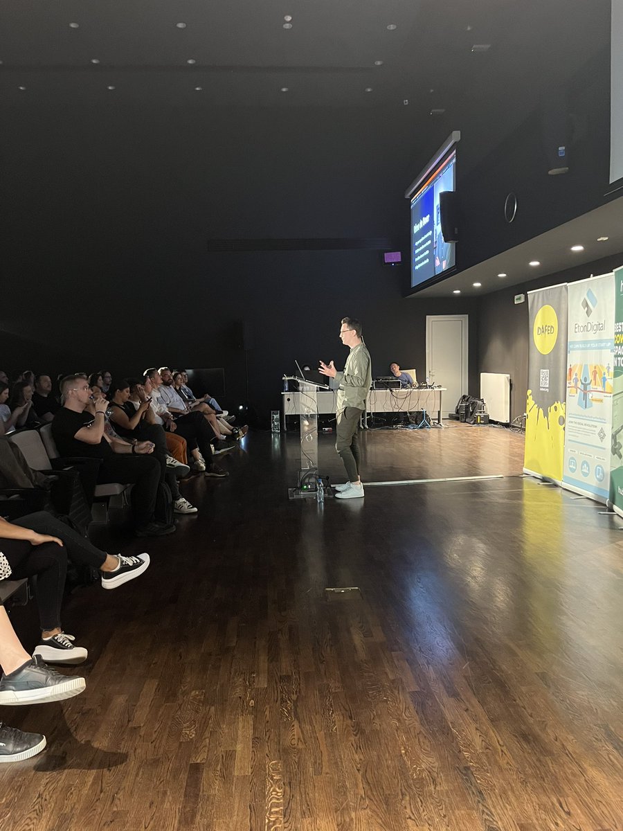 Rino de Boer talks about AI, design and how we, as designers, to adapt 🤩 <a href="/LivingWithPix/">Living With Pixels</a>