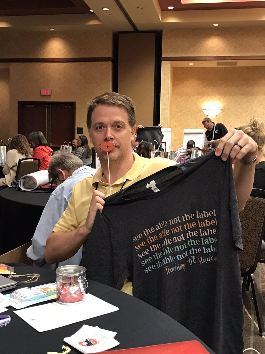 Julie Haynes tweet media