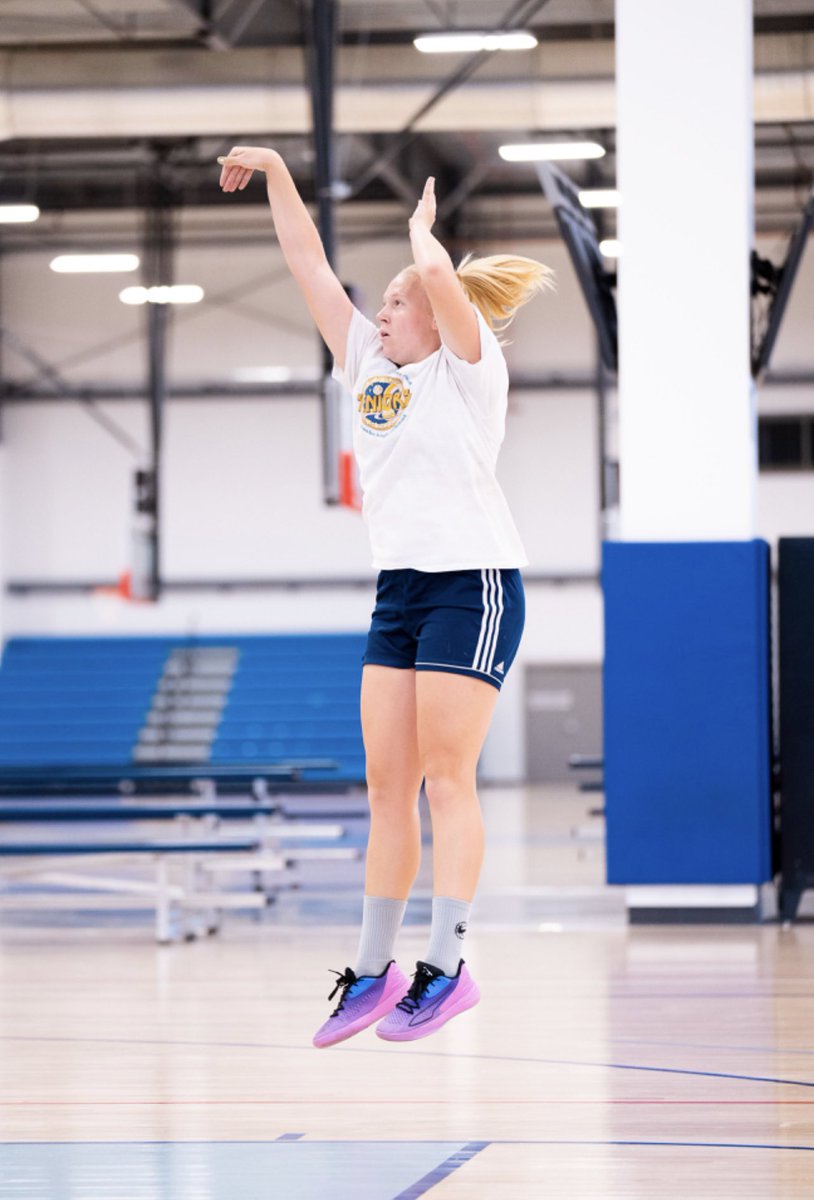 The grind doesn’t stop!  Loving my summer workouts!  Photos by @timeoxtdiego