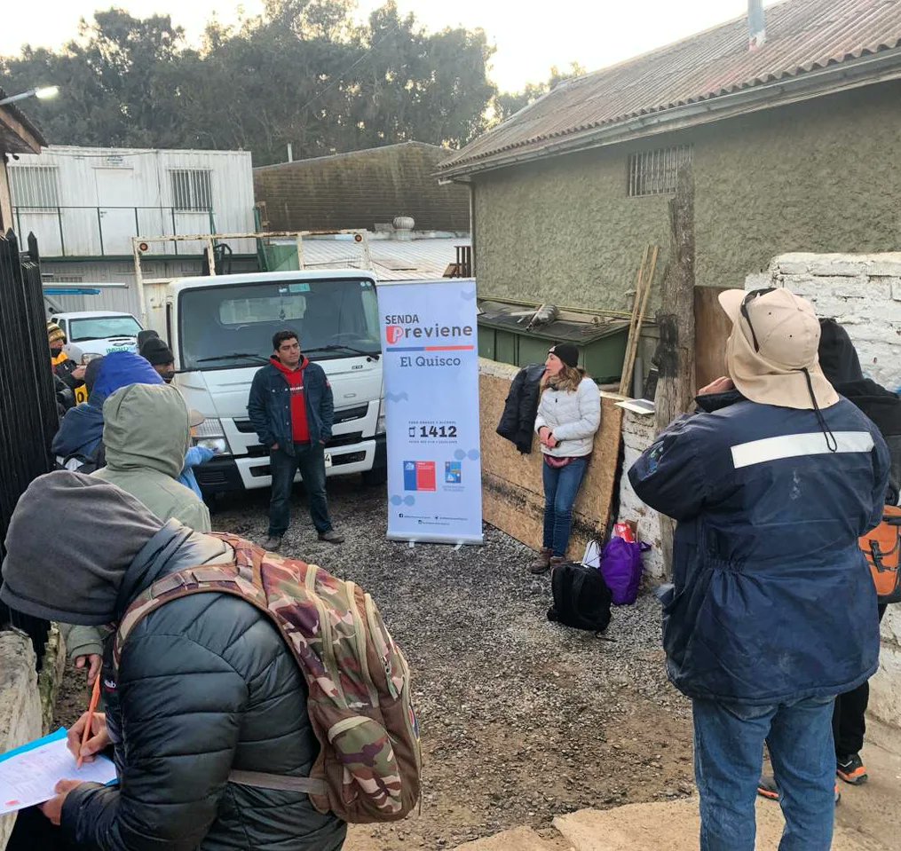SENDAElQuisco's tweet photo. Hoy realizamos el taller de prevención en ámbitos laborales hacia trabajadores de Inprosanh.
Conversamos sobren factores de riesgo y factores protectores. 
Es de gran importancia la confianza y buena comunicación entre compañer@s de trabajo 🤝🏻❣

#MásComunidadMásPrevención https://t.co/R14SWqsBbM