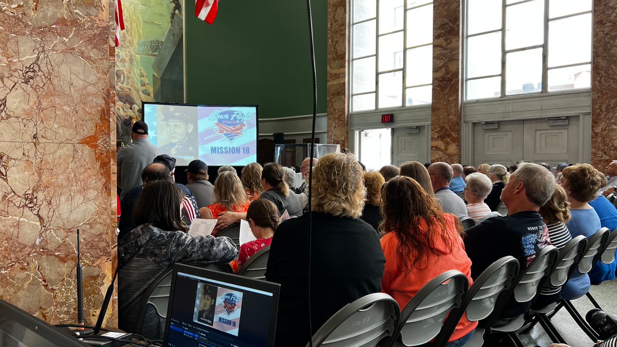 VisualTecSYR's tweet image. Honoring the Fallen Heroes of this country, Honor Flight Syracuse invited Visualtec to produce A/V for their Flags of our Heroes ceremony at the War memorial.

We are honored to be a part of such a worthy cause. 🇺🇸
#honorflight #visualtechnologies #veterans