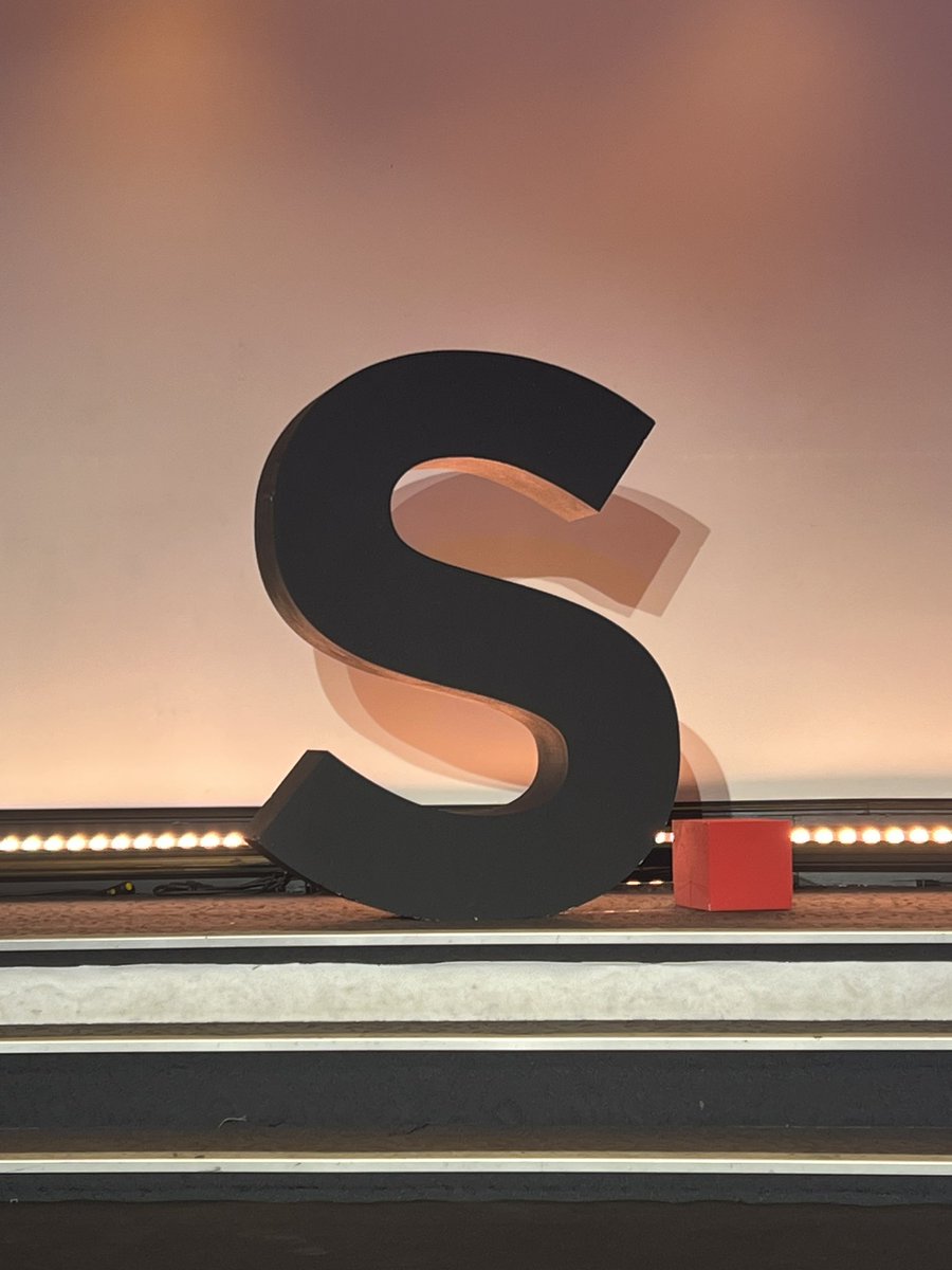 L’ouverture du Grand Prix Stratégies Digitales par <a href="/GillesWybo/">Gilles Wybo</a>, le directeur de la rédaction <a href="/Strategies/">Strategies</a>. Cette année, <a href="/IIMparis/">IIM</a> est le partenaire officiel du Grand Prix. 🏆 #gpstrat #digital