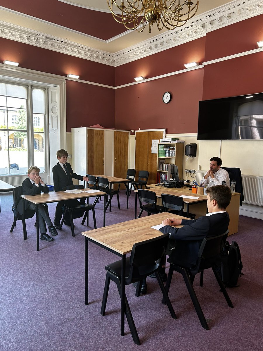 ElthamCarey's tweet photo. Lower school debating continued today with Year 7s Aaron and Stanley 💙taking on Year 8 Tommy 🟢 discussing the merits of space exploration 🚀🛰️🛸

A hugely high quality debate by all involved, well done gents!

#attemptgreatthings https://t.co/qsnzzJi1e8