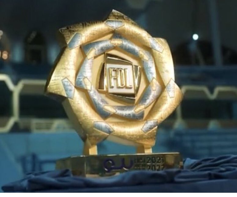 <a href="/altowaireb/">نهّاد بن ابراهيم الطويرب</a> خذلك زي دا الدرع .. هو يليق بكم