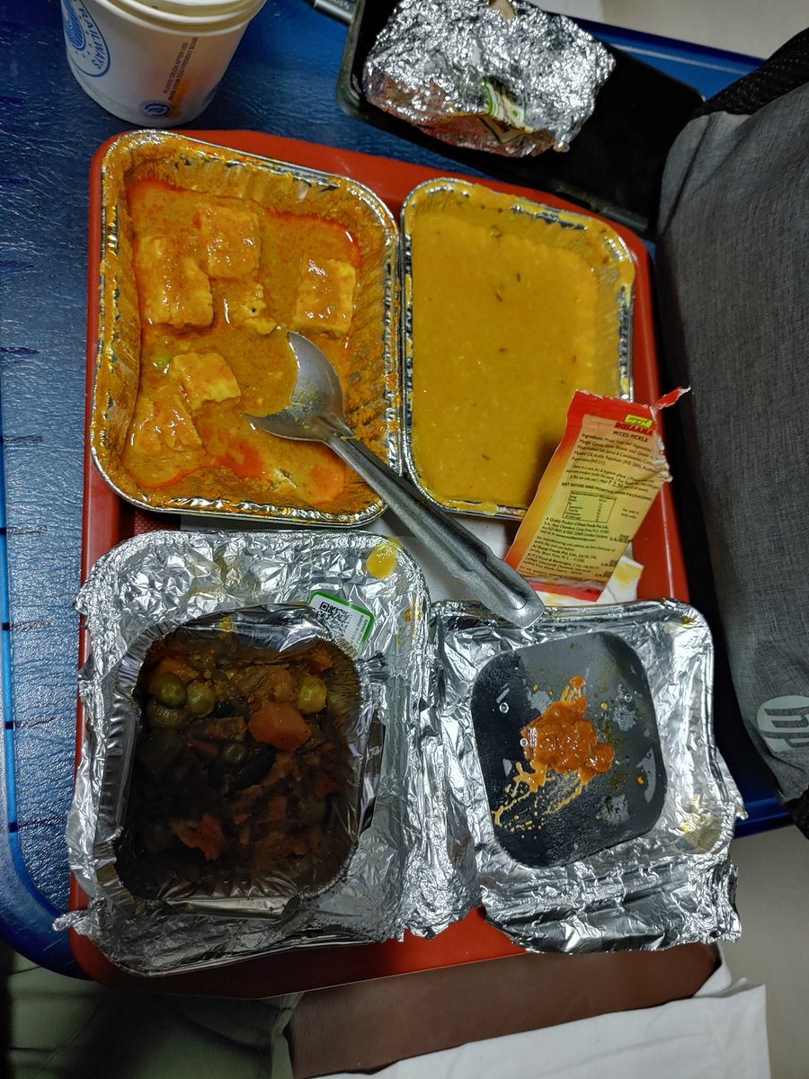 amitkrsingh1909's tweet image. Bst train of India-
Tejas Rajdhani, &amp;amp; U gt sch pathetic food.@IRCTCofficial 
Plz improv ur quality. मूंग की मिली हुई दाल वो भी पानी, रोटियां कच्ची, शाम के नाश्ते से सूप गायब
We knw @AshwiniVaishnaw Sir vry wll, he cn nt compromis wth quality.
 @RailMinIndia