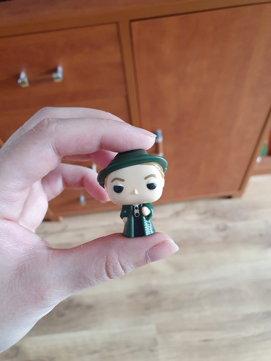 Guys I got a tiny McGonagall in my kinder surprise! 😍🥰❤️👏👏 
#McGonagall #MaggieSmith