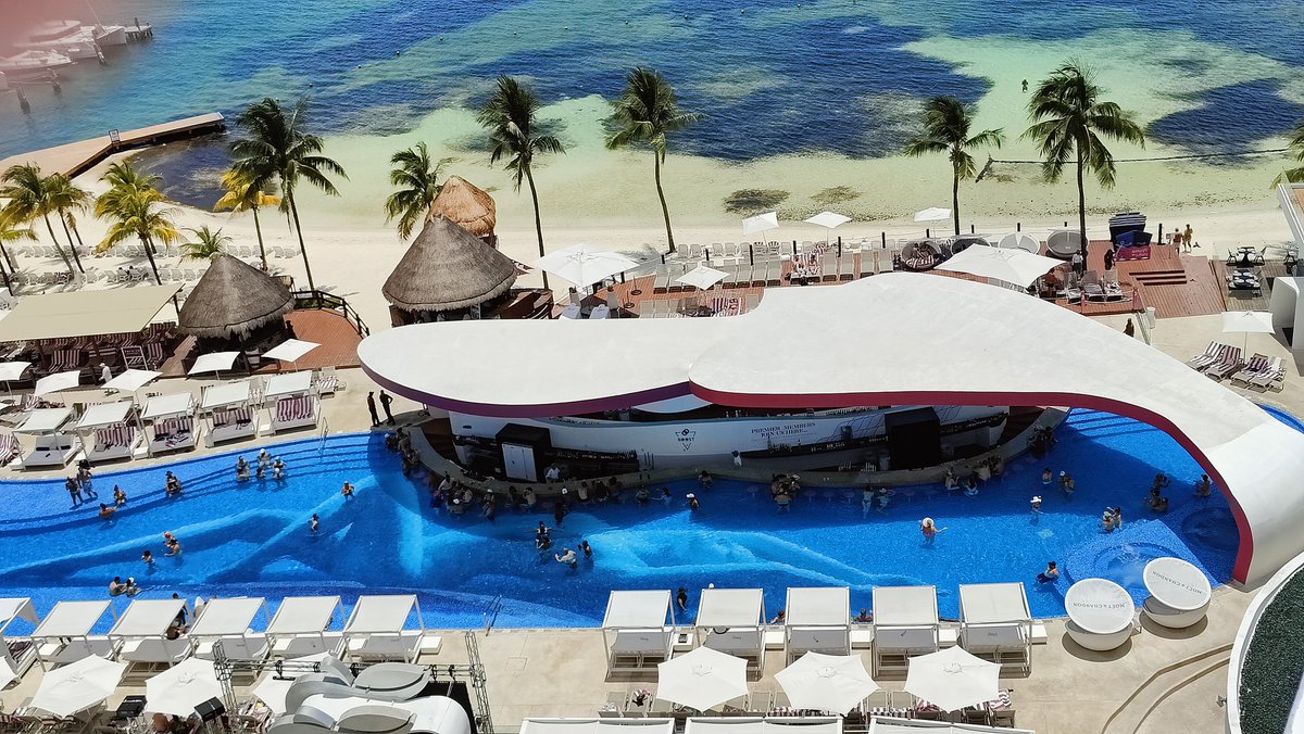 viking135's tweet image. #NotHome