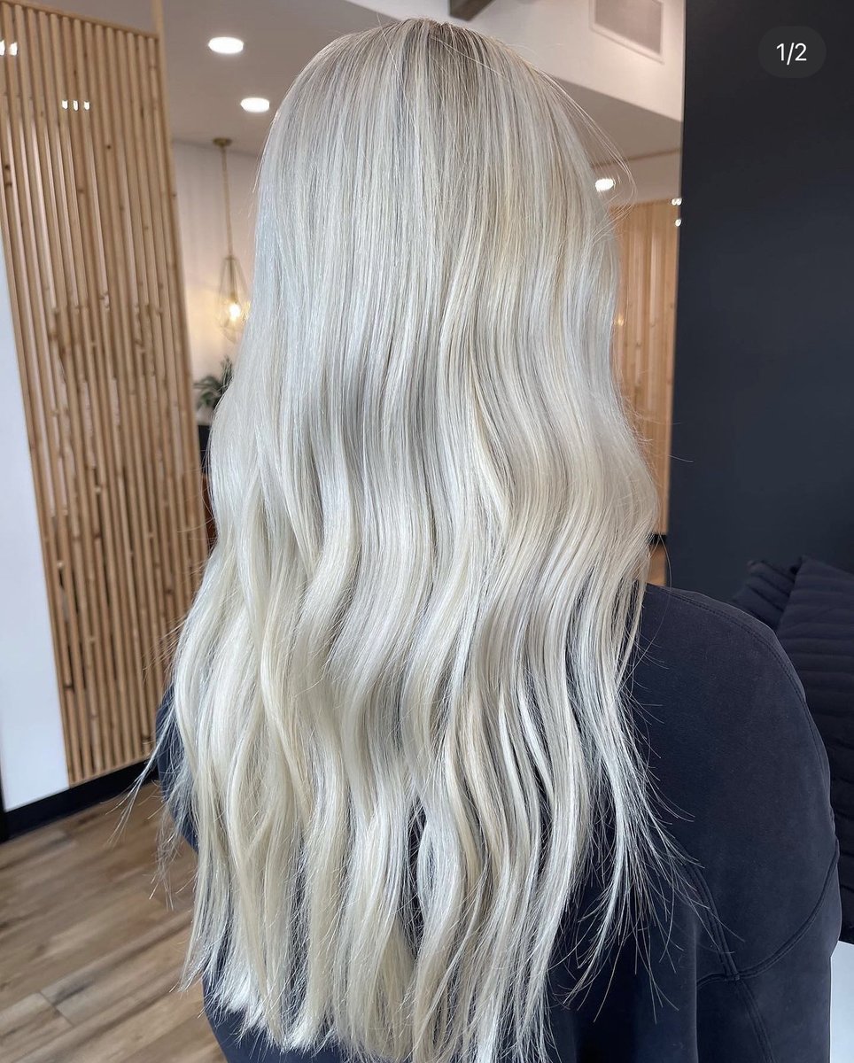 BLONDE BLONDE BLONE 

FULL C U S T O M
⚡️⚡️⚡️

Babylight + focused hairline for maximum blonde

@hairbykyleejoanne ⁣
.⁣
.⁣
.⁣
.⁣
.⁣
#hairinspiration #hairinspo #hairs #hairtutorial  #haircut #love #hairdo #hairstyle #hairdye #hairstylist #haircolor #hairtransf...