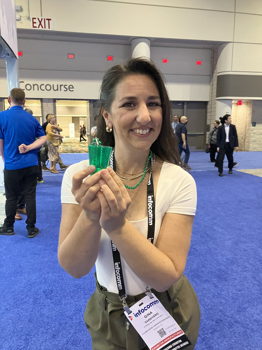 Look who found the <a href="/HETMA_org/">HETMA</a> “Secret Swag”! <a href="/GinaSans/">Gina Sansivero</a> #InfoComm23