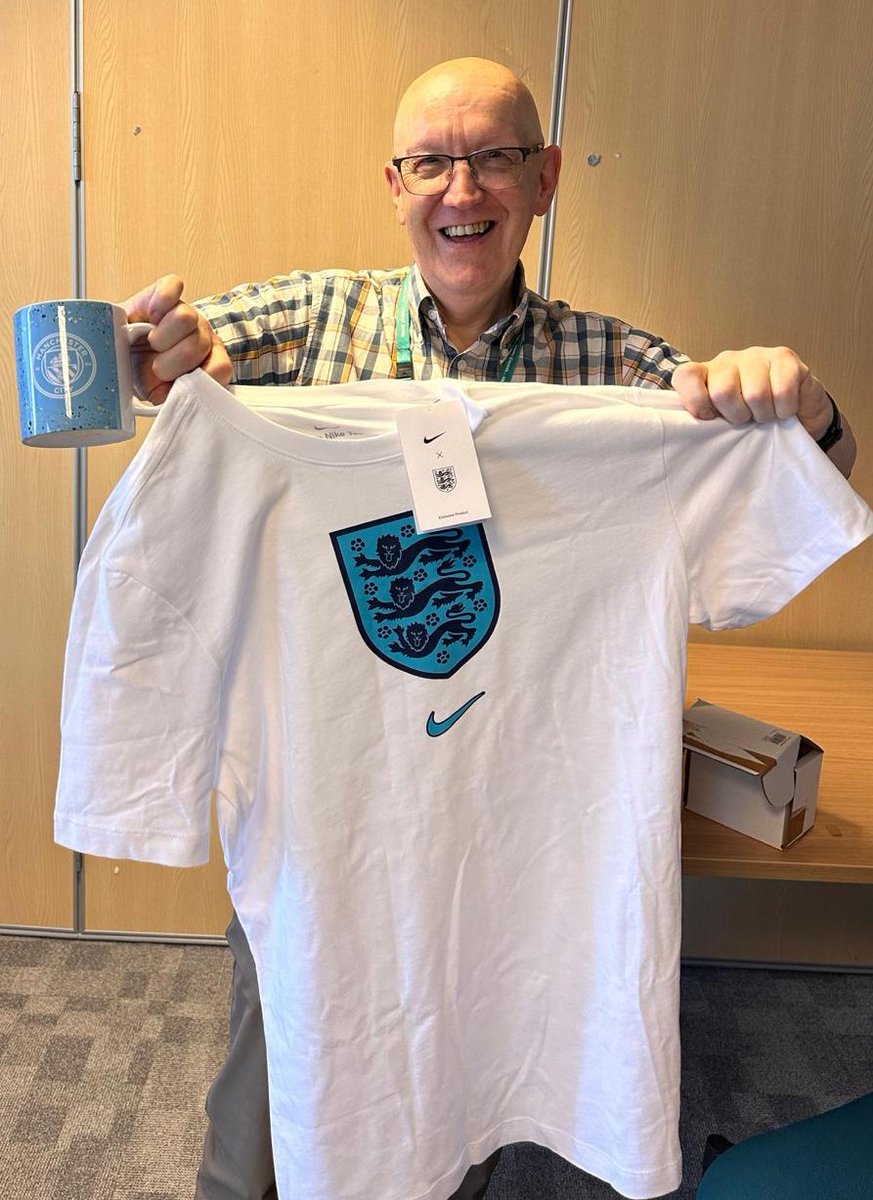 Eddie Moores our Cabinet Member for Children &amp; Young People for the last 3 years presented with these gifts in thanks for his outstanding commitment to CYP in Oldham as he moves on to be our new Deputy Mayor.