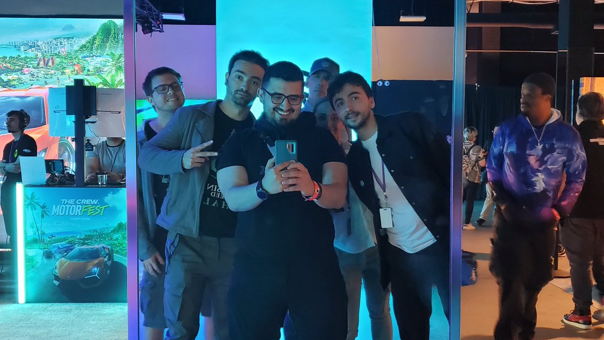 gamelandmarks's tweet photo. Had an Absloute Blast with the diverse community members &amp; devs of Ubisoft at #UbiForward! It was such a delight to meet them &amp; talk about their path of life. We're all one community filled with passionate gamers!

#AssassinsCreed #TheDivision #JustDance https://t.co/LLzZ7AYD6m